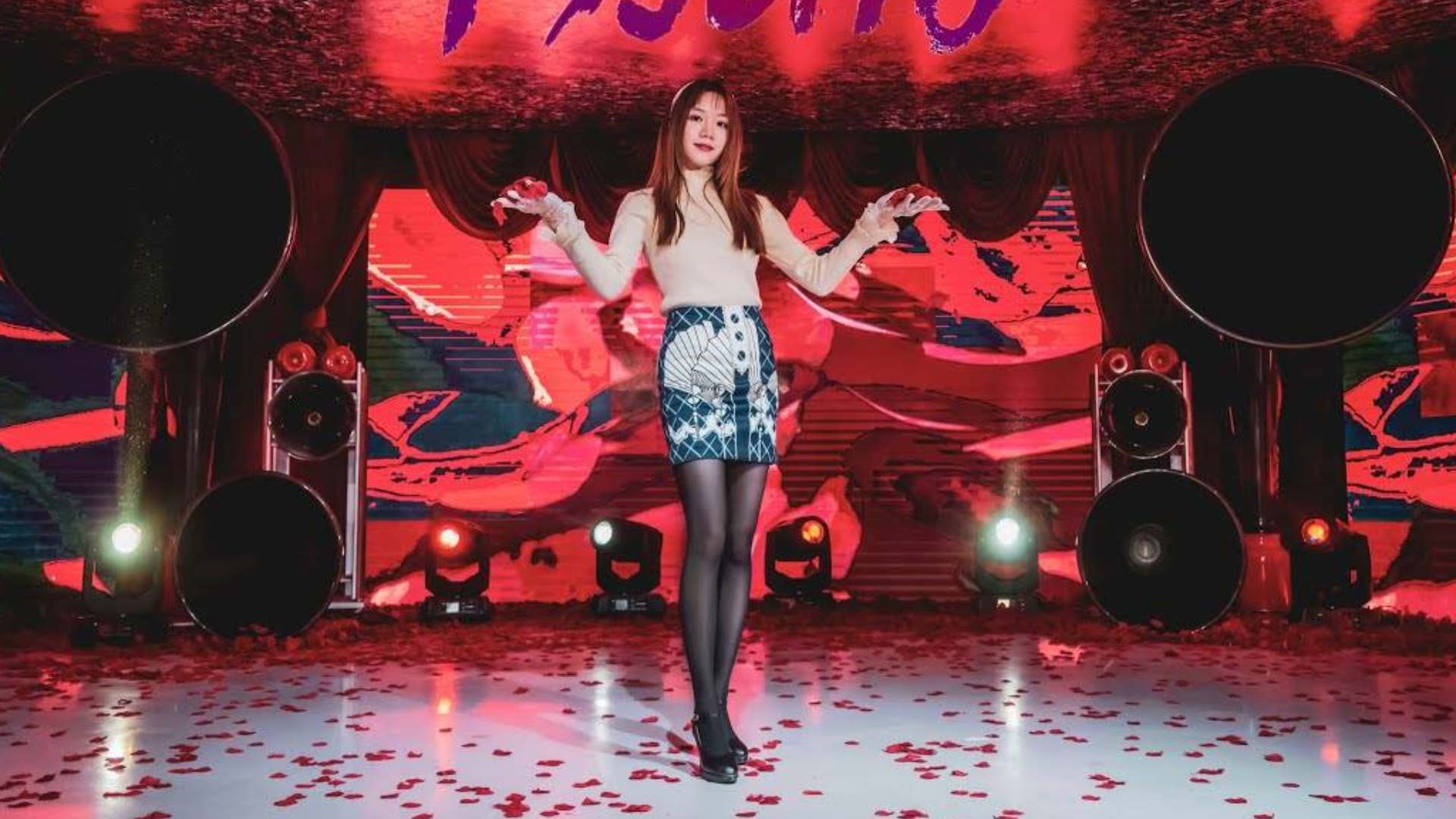 台湾少女李娜台中翻跳Red Velvet - Psycho
